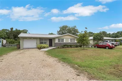 12207 De Moya Dr, Fort Myers, FL 33905 - Photo 2