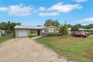 12207 De Moya Dr, Fort Myers, FL 33905 - Photo 2