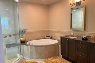 9115 Strada Pl, Naples, FL 34108 - Photo 12