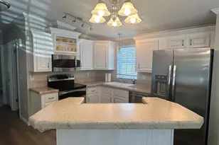 1509 Diamond Lake Cir, Naples, FL 34114 - Photo 10
