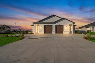 1324 NE 16th Terrace, Cape Coral, FL 33909 - Photo 2