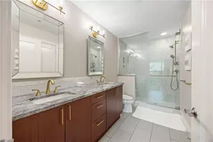9123 Strada Pl, Naples, FL 34108 - Photo 14