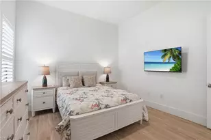 1821 Verada Ct, Naples, FL 34120 - Photo 32