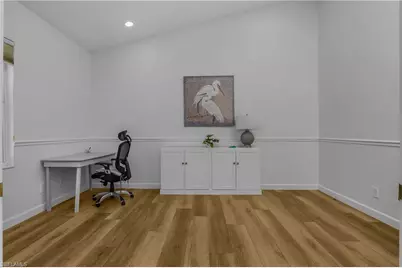 120 Livermore Ln, Naples, FL 34119 - Photo 22