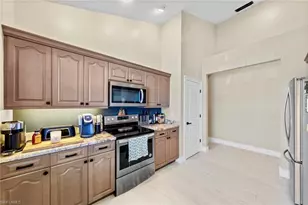 861 97th Ave N, Naples, FL 34108 - Photo 10