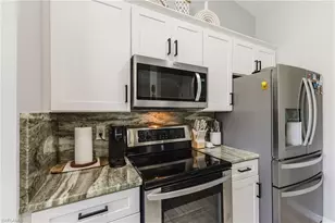 709 SW 27th St, Cape Coral, FL 33914 - Photo 10
