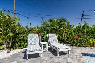 709 SW 27th St, Cape Coral, FL 33914 - Photo 20