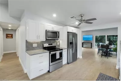 630 109th Ave N, Naples, FL 34108 - Photo 10