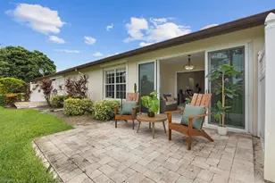 245 Deerwood Cir, Naples, FL 34113 - Photo 24