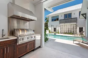 545 13th Ave S, Naples, FL 34102 - Photo 22