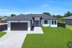 3010 13th St SW, Lehigh Acres, FL 33976 - Photo 12