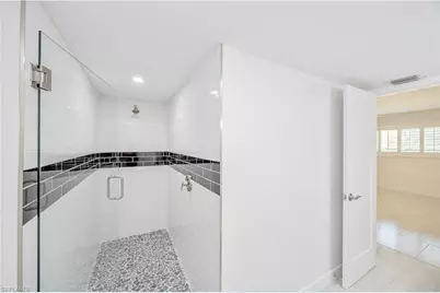 4180 Crayton Rd #E4, Naples, FL 34103 - Photo 18