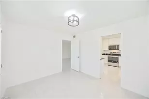 4180 Crayton Rd, Naples, FL 34103 - Photo 10