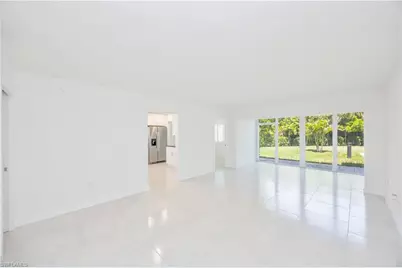 4180 Crayton Rd #E4, Naples, FL 34103 - Photo 4