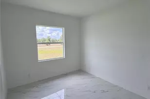 1089 Eisenhower Blvd, Lehigh Acres, FL 33974 - Photo 18