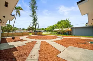 2316 Bayside St, Naples, FL 34112 - Photo 4