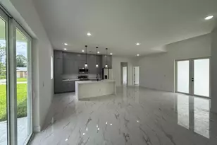 723 Epps Brown St E, Lehigh Acres, FL 33974 - Photo 10
