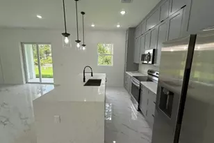 723 Epps Brown St E, Lehigh Acres, FL 33974 - Photo 6