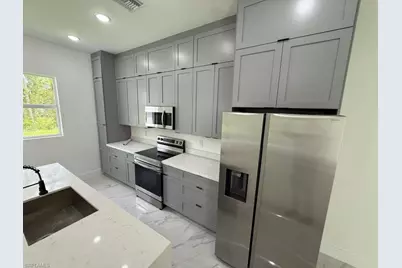 723 Epps Brown St E, Lehigh Acres, FL 33974 - Photo 8