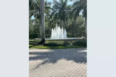 2004 Tarpon Bay Dr N #101, Naples, FL 34119 - Photo 28