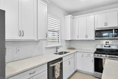 1918 Mesa Ln, Naples, FL 34120 - Photo 10