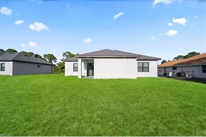 628 Beach Ave S, Lehigh Acres, FL 33974 - Photo 40