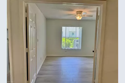 661 Squire Cir #101, Naples, FL 34104 - Photo 10