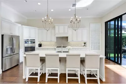 28864 Blaisdell Dr, Naples, FL 34119 - Photo 10