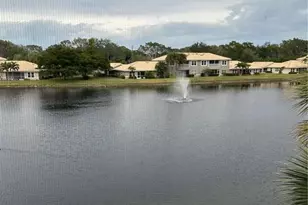 306 Emerald Bay Cir, Naples, FL 34110 - Photo 10