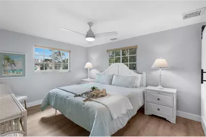 541 94th Ave N, Naples, FL 34108 - Photo 14