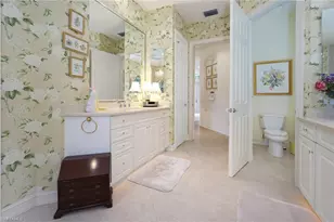 710 Shadow Lake Ln, Naples, FL 34108 - Photo 22