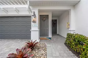 2555 Seychelles Dr, Naples, FL 34112 - Photo 2