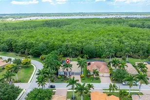 10023 Escambia Bay Ct, Naples, FL 34120 - Photo 32
