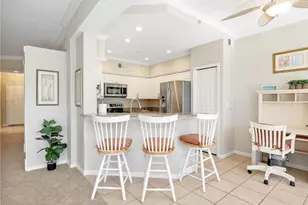 2130 Aberdeen Ln, Naples, FL 34109 - Photo 10