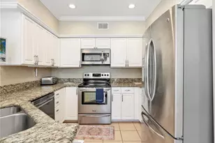 2130 Aberdeen Ln, Naples, FL 34109 - Photo 8