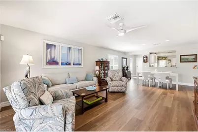 8721 Querce Ct, Naples, FL 34114 - Photo 12