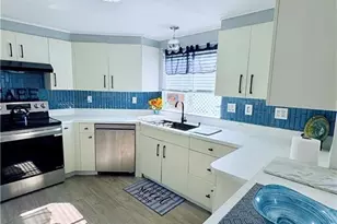 3112 Running Deer Dr, North Fort Myers, FL 33917 - Photo 10