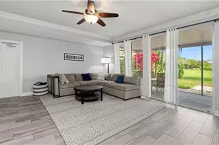 5766 Cove Cir, Naples, FL 34119 - Photo 6