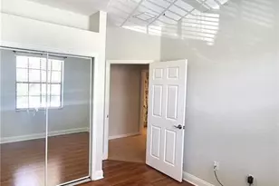 7512 Bristol Cir, Naples, FL 34120 - Photo 6