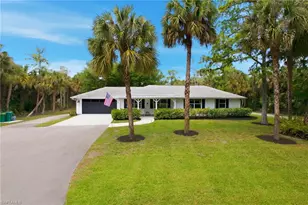 421 14th Ave NW, Naples, FL 34120 - Photo 4