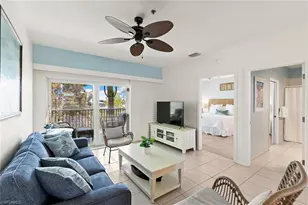 140 Palm St, Marco Island, FL 34145 - Photo 2
