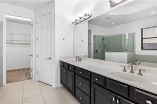11195 St. Roman Way, Bonita Springs, FL 34135 - Photo 10
