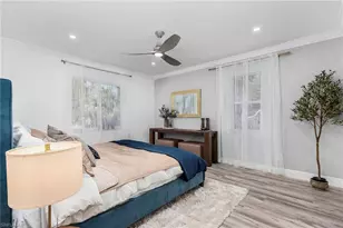 620 Luisa Ct, Naples, FL 34104 - Photo 16