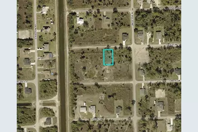 3605 73rd St W, Lehigh Acres, FL 33971 - Photo 4