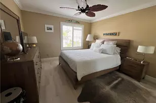1095 Partridge Cir, Naples, FL 34104 - Photo 16