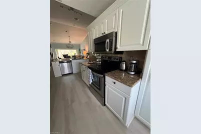 1095 Partridge Cir #201, Naples, FL 34104 - Photo 8