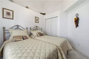 8024 Sivon Way, Naples, FL 34119 - Photo 8