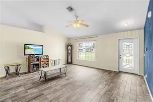 1215 SE 27th St, Cape Coral, FL 33904 - Photo 10
