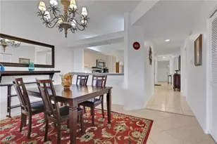 320 Robin Hood Cir, Naples, FL 34104 - Photo 12