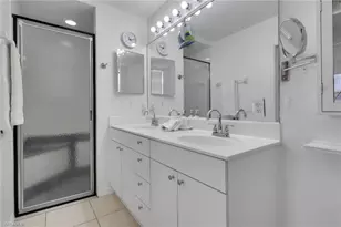 320 Robin Hood Cir, Naples, FL 34104 - Photo 18